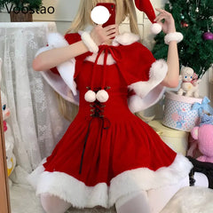 Süßes rotes Weihnachtsschalkleid