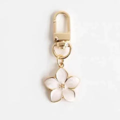 Simple Girl Heart Pear Flower Keychain Japanese Flower Schoolbag Pendant