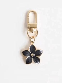 Simple Girl Heart Pear Flower Keychain Japanese Flower Schoolbag Pendant